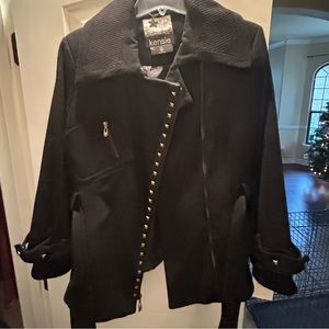 Heavier Coat w lots of details